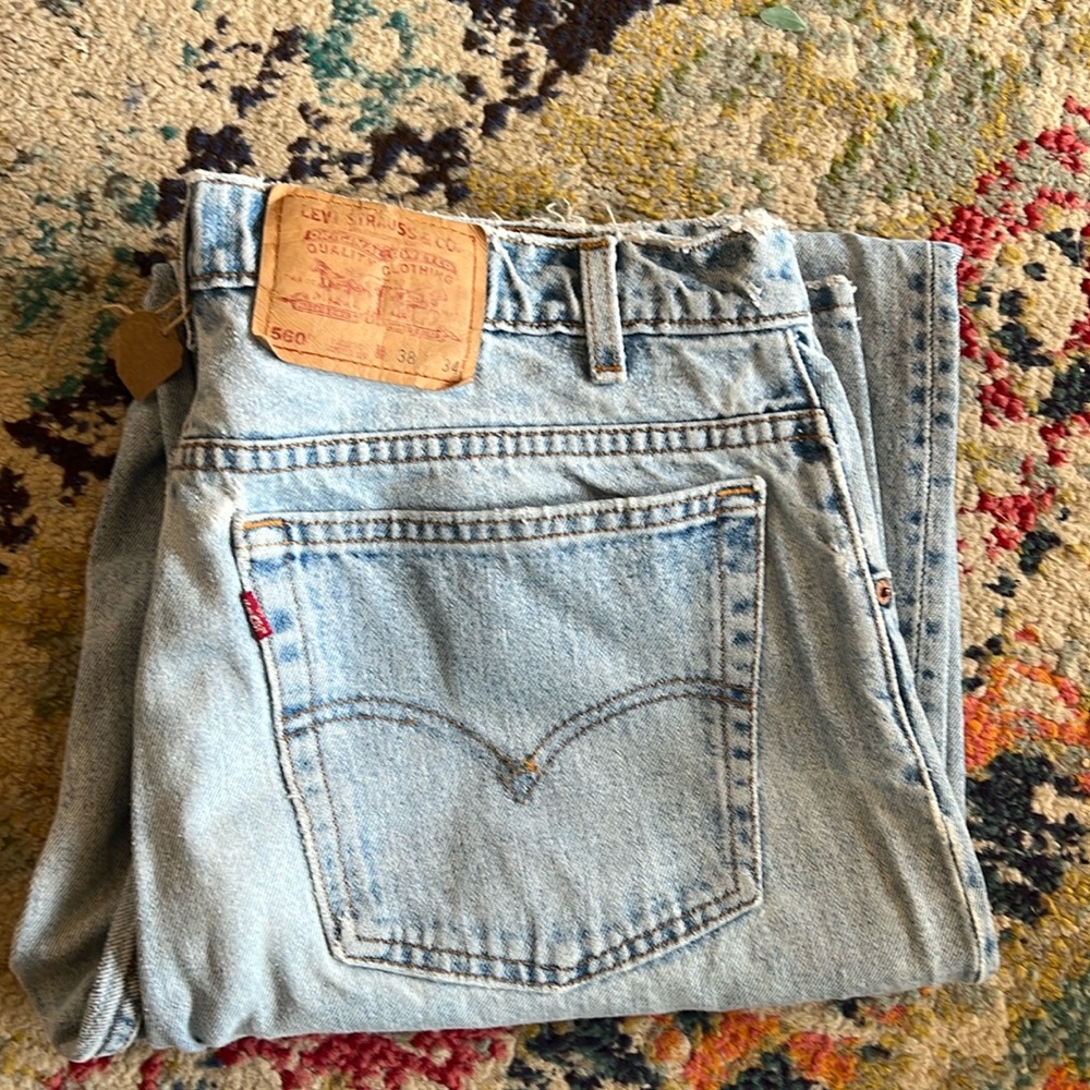 560 Levi’s USA loose fit tapered W38 L34